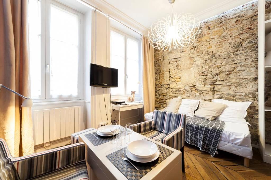 Studio Cosy En Centre Ville Aux Cordeliers Ail Lyon Kültér fotó